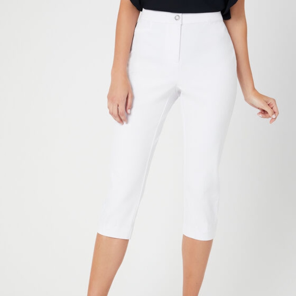 NWT LAURA SIGNATURE FIT CAPRI - SIZE 14